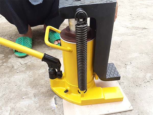 Thiết bị y tế Đức Nguyên